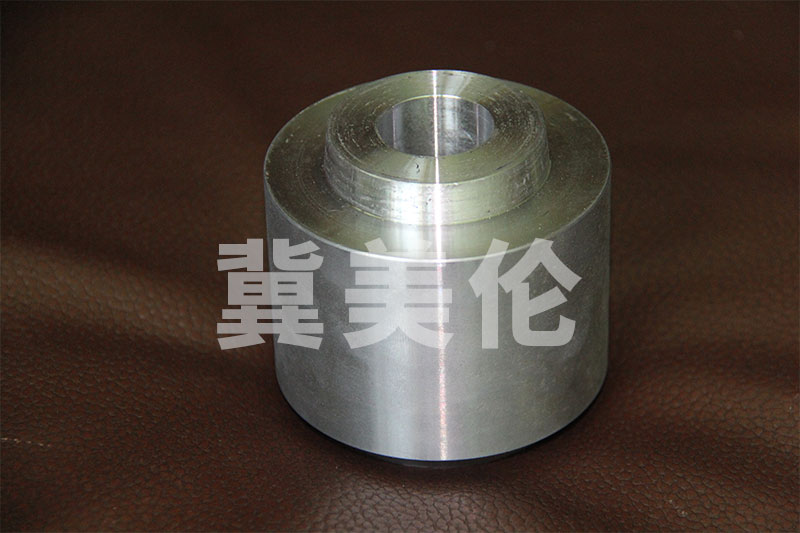 铅罐制品